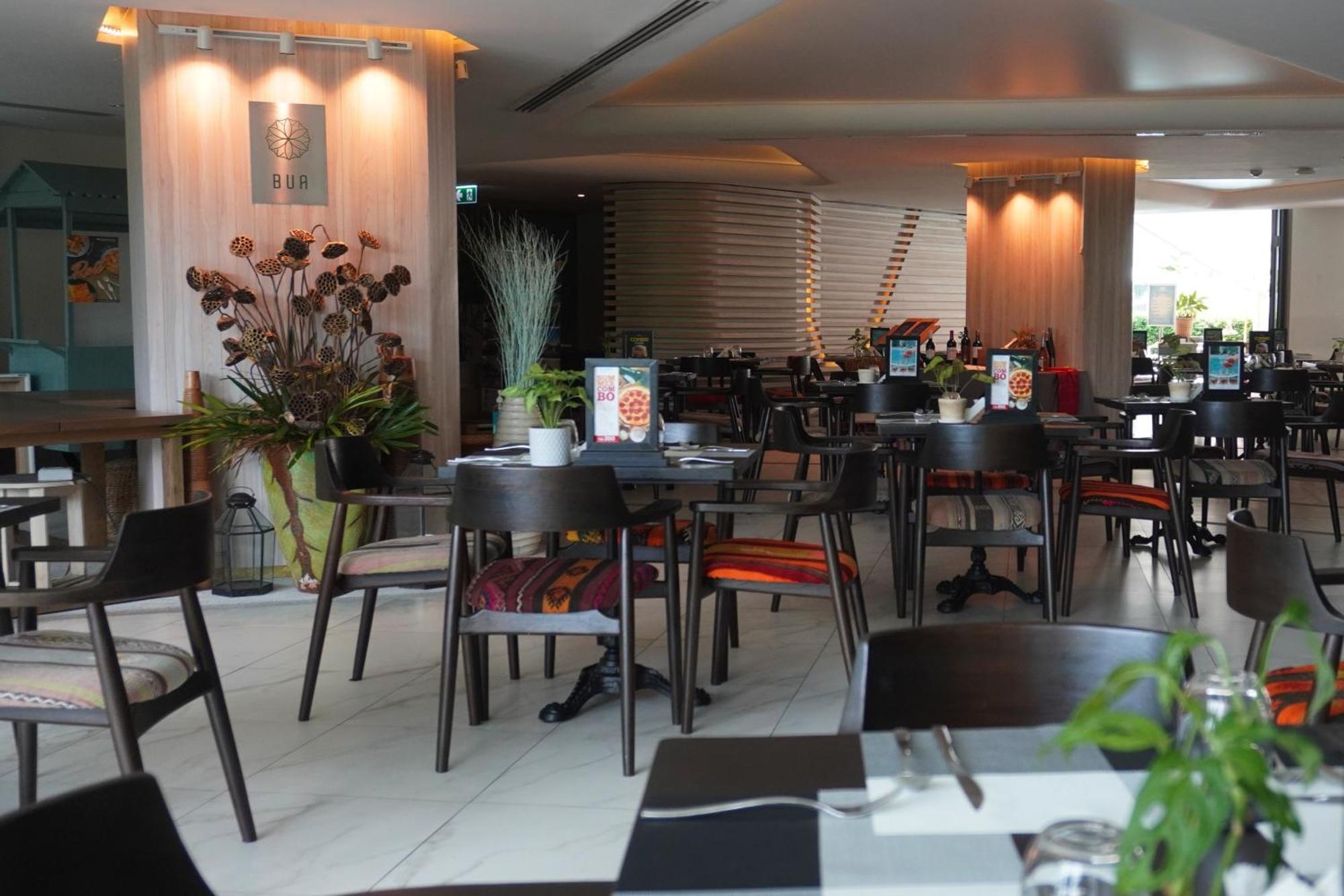 Wyndham Grand Nai Harn Beach Phuket Kültér fotó